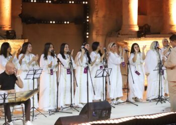 كورال “هارموني” المصرية يضيء المسرح الشمالي في مهرجان جرش