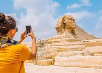 زيادة أجور المرشدين السياحيين في مصر: خطوة نحو تطوير القطاع السياحي