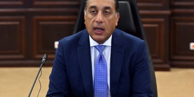 مصطفى مدبولي : محاربة الاتجار بالبشر مسؤولية وطنية وحضارية