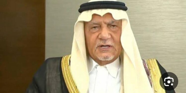 مذيعة قناة “العربية” تفاجئ الأمير تركي بسؤال ما إذا كانت لديه نصيحة إلى قادة “حماس”