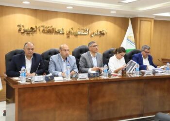 ” النجار ” يلتقي قيادات  بالأحياء والمراكز لمتابعة آليات العمل بتنفيذ الخطة الاستثمارية