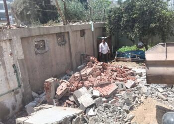 إستعادة المصرية لنقل الكهرباء لمساحات اراضى كبيرة متعدى عليها بمنطقة الدلتا 