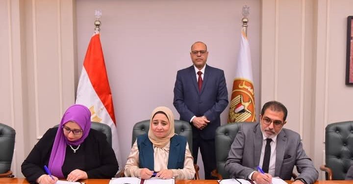 وزير العمل: تبروتوكول تعاون مع مؤسستي “مصر الخير” و”عمارة مصر للبحث العلمي وتنمية المجتمع