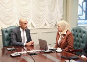 تطوير التعليم بالوزراء