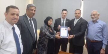 الاتحاد الدولي للصحافة العربية يكرم  أبطال العطاء الإنساني بمستشفى سيد جلال الجامعي