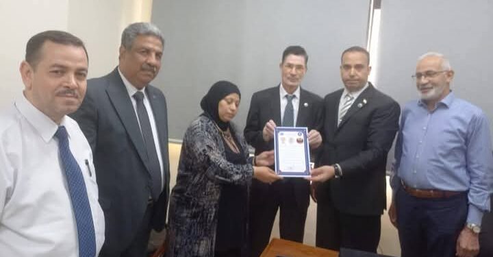 الاتحاد الدولي للصحافة العربية يكرم أبطال العطاء الإنساني بمستشفى سيد جلال الجامعي