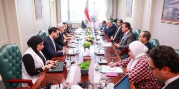 وزير الصحة يستقبل مستشار الرئيس الكولومبي لبحث تقديم المساعدات لقطاع غزة