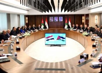 الوزراء المصريون والأردنيون يؤكدون رغبتهم في تعزيز التعاون المشترك في شتى المجالات