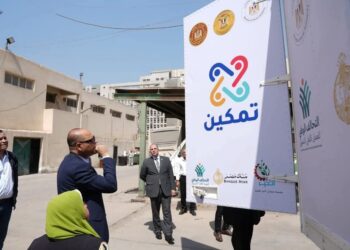 وزير العمل يتفقد وحدتي تدريب مهني متنقلة قبل انطلاقهما غدًا في قرى محافظة الغربية 