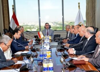 وزير التموين يتابع جهود تطوير منظومة تداول السلع وتعزيز المخزون الاستراتيجي