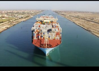 رئيس هيئة قناة السويس نأمل في التعاون مع روسيا وإبرام شراكة للمنطقة الاقتصادية