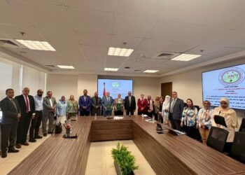 عقداً جديداً للشركة المصرية لنقل الكهرباء لدعم مشروعات الطاقة المتجددة 