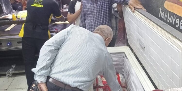  54 محضراً تموينياً متنوعاً خلال حملات رقابية لمراكز المنيا 