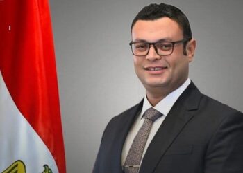 وزير الإسكان والمرافق:  حركة تغييرات كبرى للعمل على تنشيط الأداء بالهيئة 