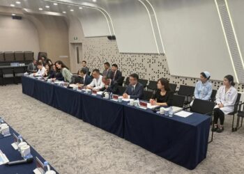 وزير الصحة يتفقد مستشفى رينجي الذكي ويبحث التعاون في التكنولوجيا الطبية 