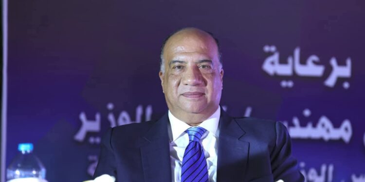 علاء ابراهيم يكتب مصيلحي يفوز بجائزة التميز في دعم وتطوير صناعة النقل البحري