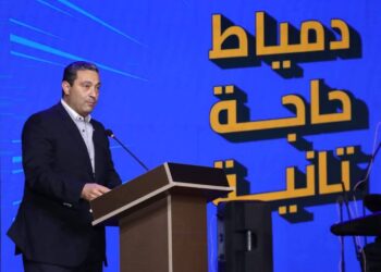 وسط إقبال جماهيري كبير..   محافظ دمياط يشهد الحفل الختامى لمهرجان دمياط