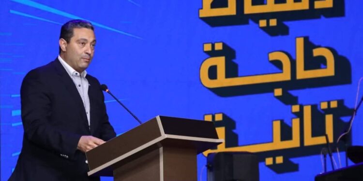 وسط إقبال جماهيري كبير..   محافظ دمياط يشهد الحفل الختامى لمهرجان دمياط