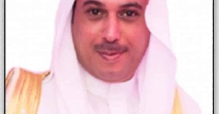 “الإنترنت”  حرب قيم صامتة تُشن على أبنائنا .. هل أسقط الآباء “الدرع الأخير” لحماية الأسرة؟