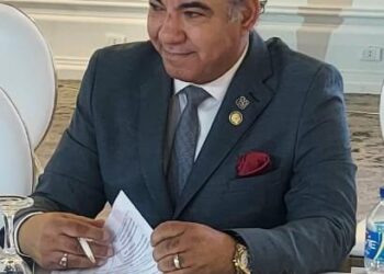 صباح_مــصــري   رحلة قصيرة هي الحياة