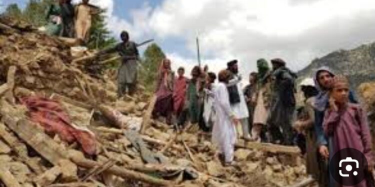 عاجل . زلزال بقوة 6.3 درجة هز مدينة مزار الشريف شمالي أفغانستان