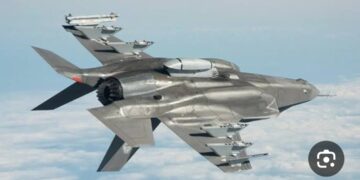 مخاوف إسرائيلية من اتمام صفقة  من بيع مقاتلات F-35 للسعودية .. وسلاح الطيران الإسرائيلي يحدز 