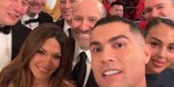 كريستيانو رونالدو واحلي سيلفي من داخل البيت الأبيض 