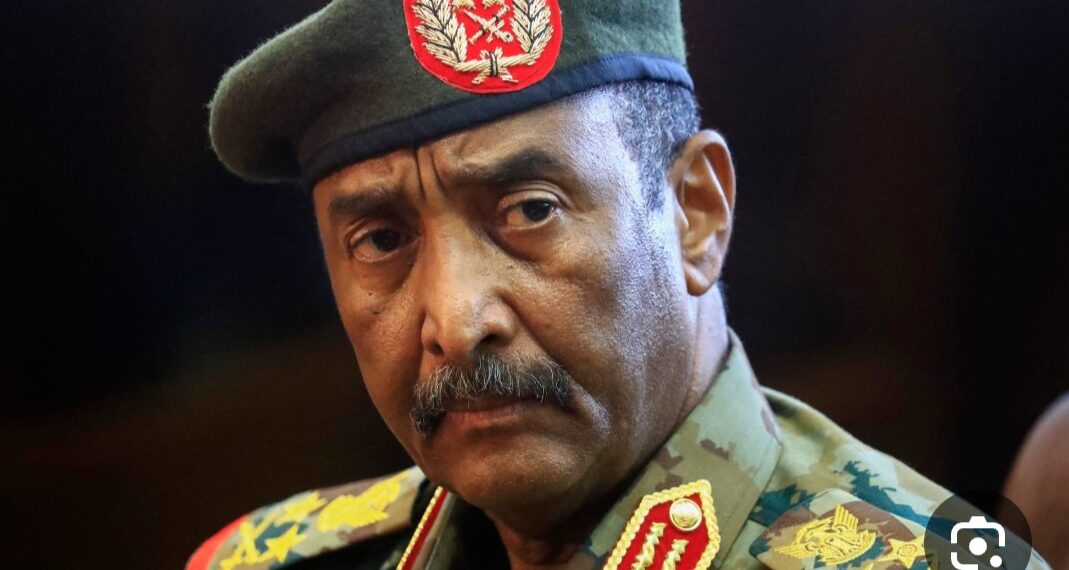 البرهان يؤكد رفضه وساطة ” المجموعة الرباعية”