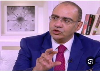 تحذير شديد من رئيس اللجنة العلمية لمكافحة فيروس كورونا في مصر من خطورة المضادات الحيوية في علاج الالتهابات الفيروسية الحالية