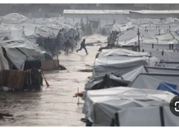 عاصفة و منخفض جوي يسفر عن وفاة 11 مواطنا وإصابة آخرين إثر انهيارات متتالية للمنازل وغرق الخيام على نطاق واسع بقطاع غزة