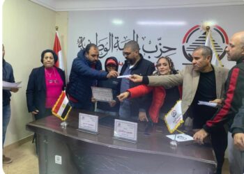 بالصور …إنطلاق أولي فعاليات ” الطالب المبدع ” في حزب الجبهة الوطنية ببنها