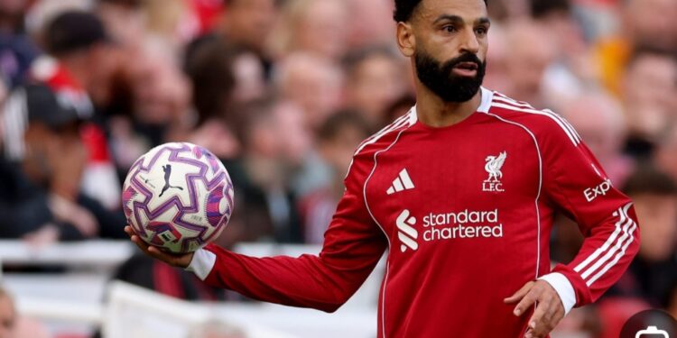 محمد صلاح نجم كرة القدم المصري في اول تعليق له من علي قرار استبعاده من مباراة انتر ميلان ضد ليفربول