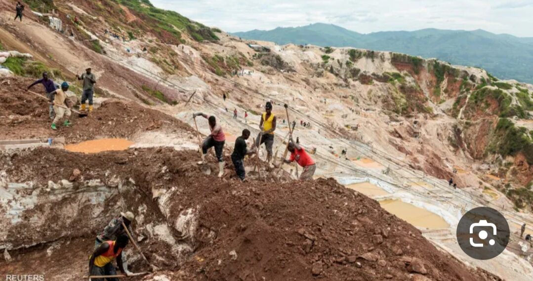 أكثر من 200 شخص يلقون حتفهم تحت أنقاض   المنجم المنهار شرق الكونغو الديمقراطية